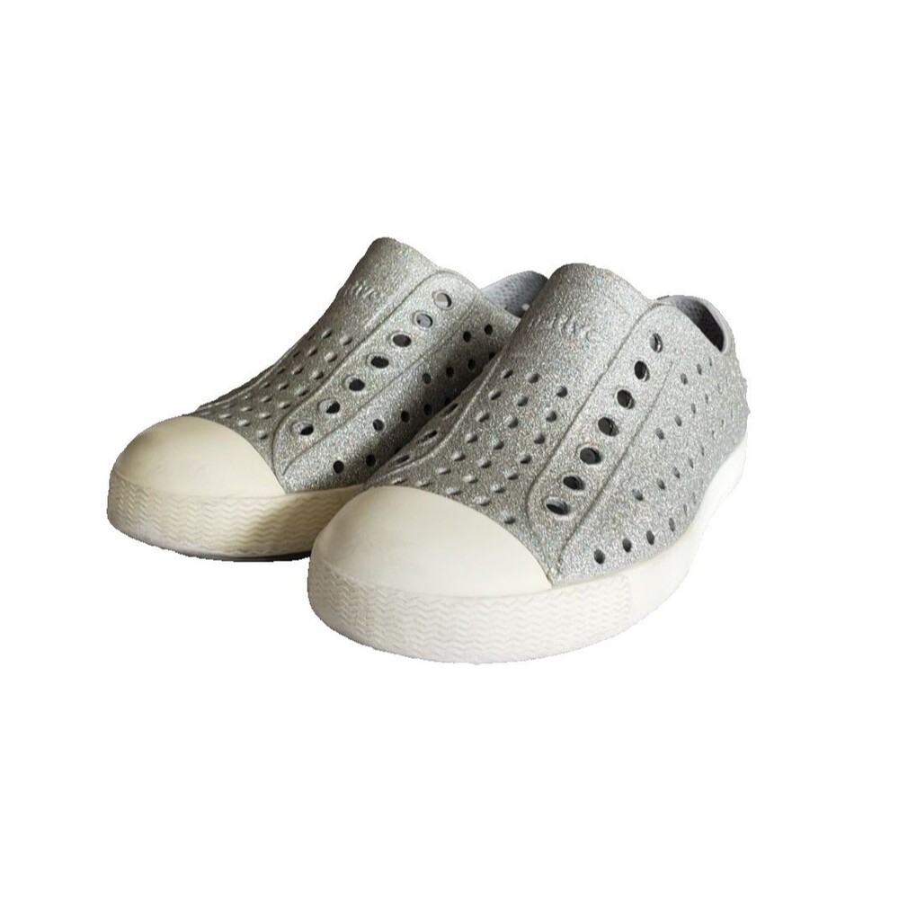 Native Jefferson Bling Silver Glitter Slip-On Shoes Girls Size C 10 Children